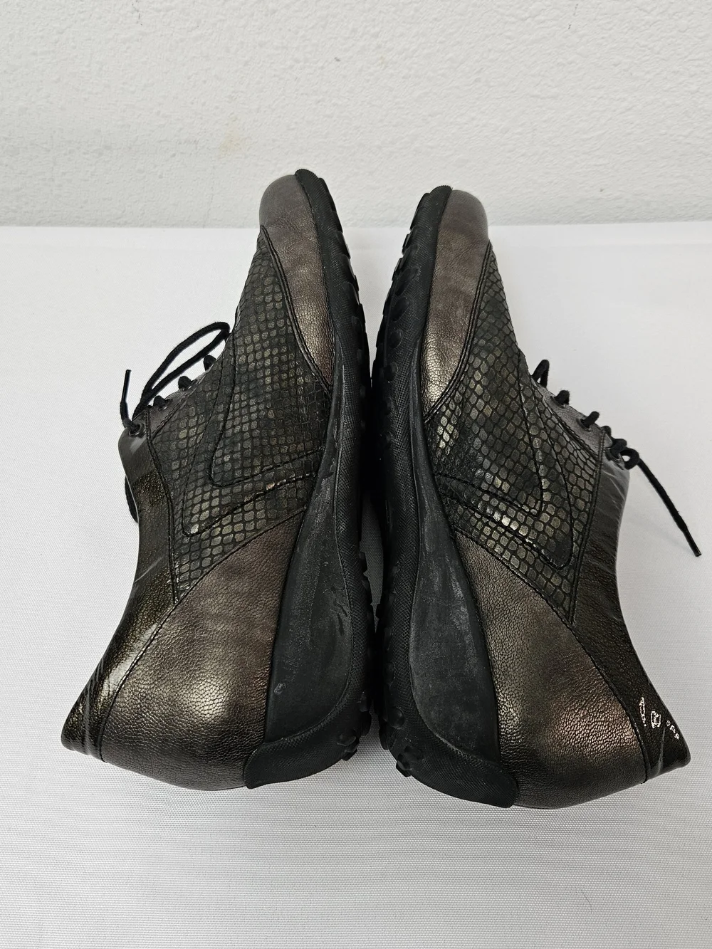 Mephisto Women's Metallic Olive Lace-Up Comfort Shoes Size 8.5